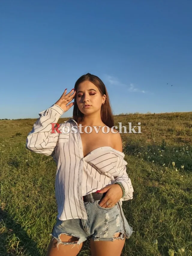 Джулия — главное фото